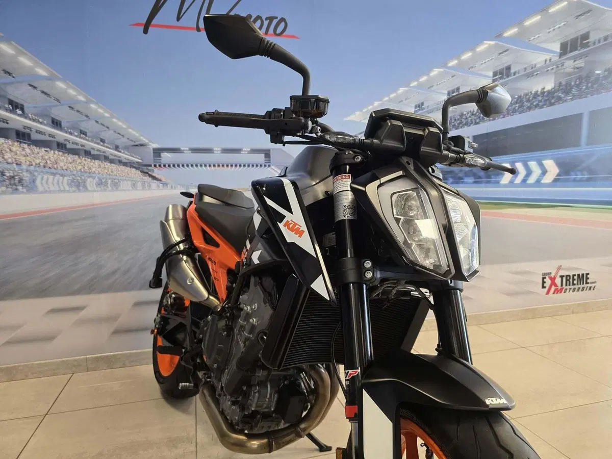 KTM 890 Duke GP (2022 - 23) (11)