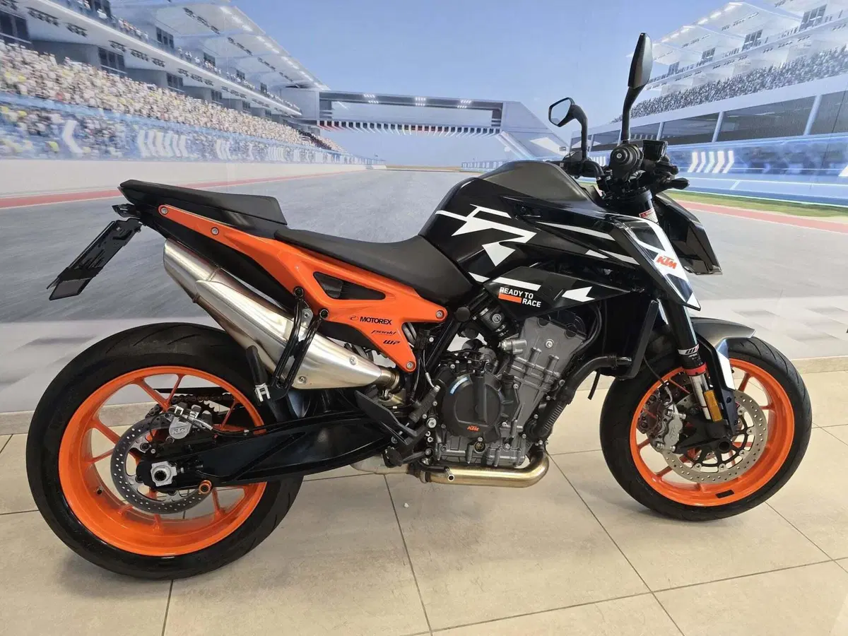 KTM 890 Duke GP (2022 - 23) (16)