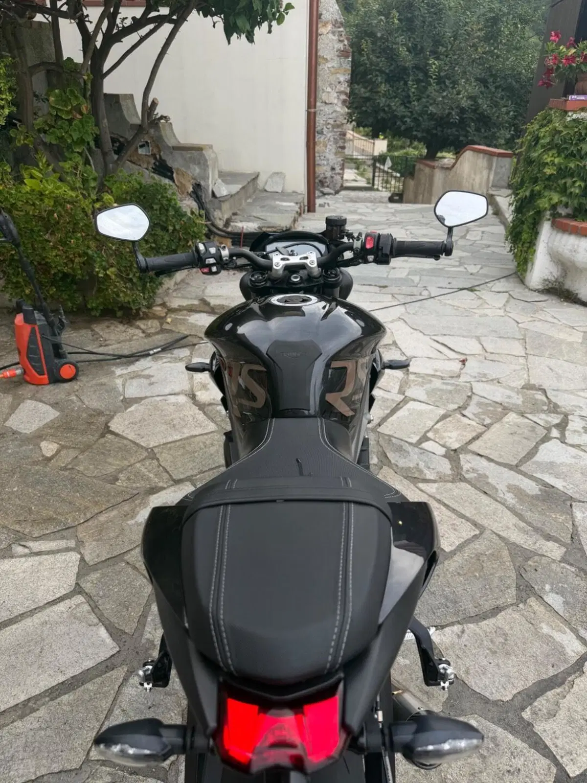 Triumph Street Triple RS (2020 - 22) (4)