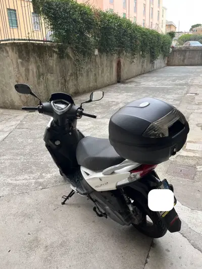 Kymco Agility 125 R16 + (2015 - 17) usata