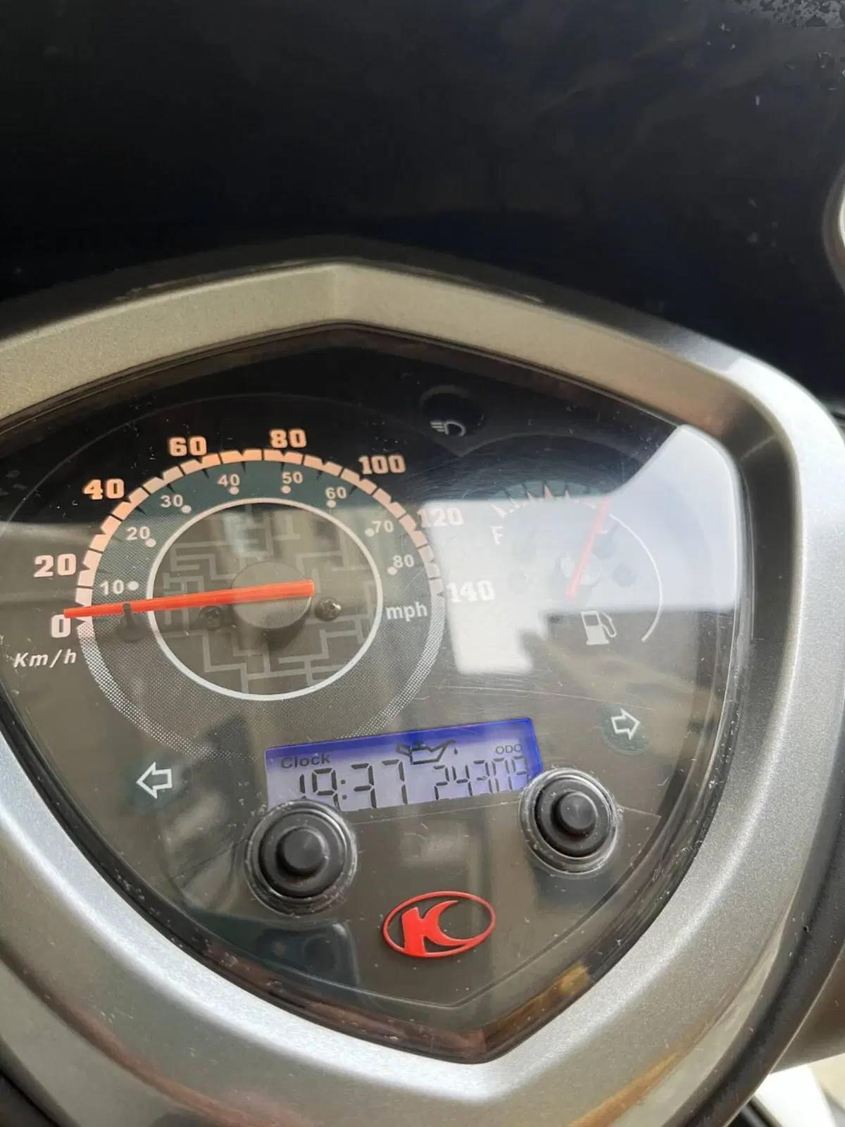 Kymco Agility 125 R16 + (2015 - 17) (4)