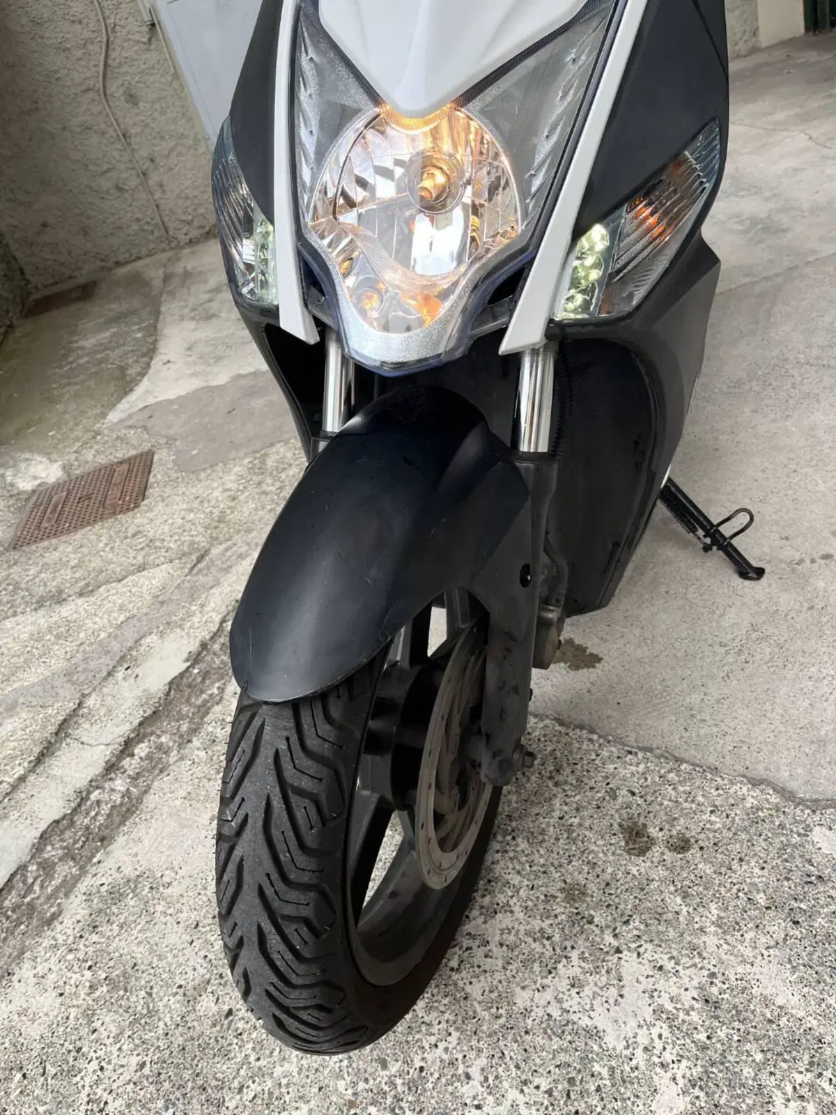 Kymco Agility 125 R16 + (2015 - 17) (8)