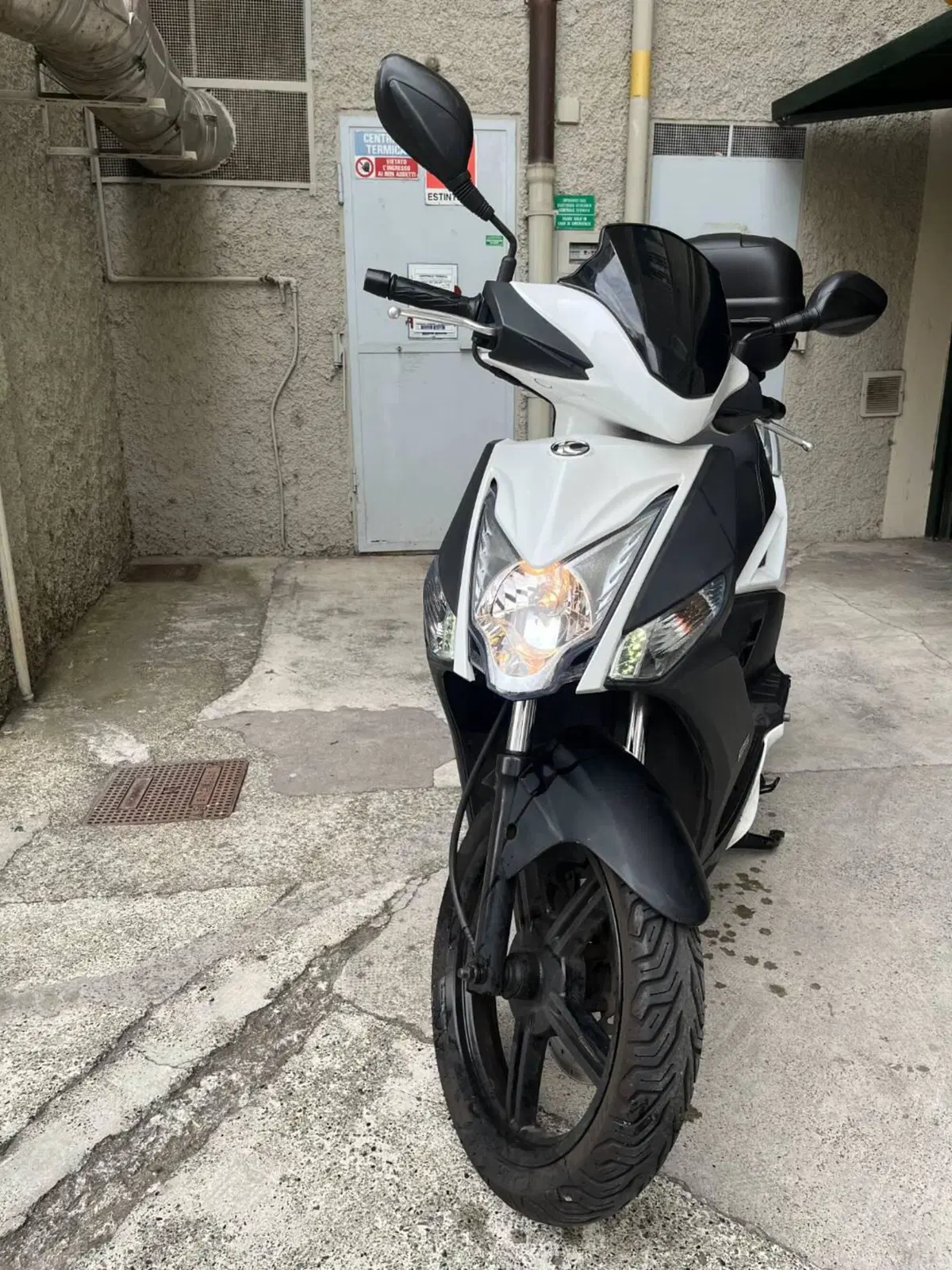 Kymco Agility 125 R16 + (2015 - 17) (9)