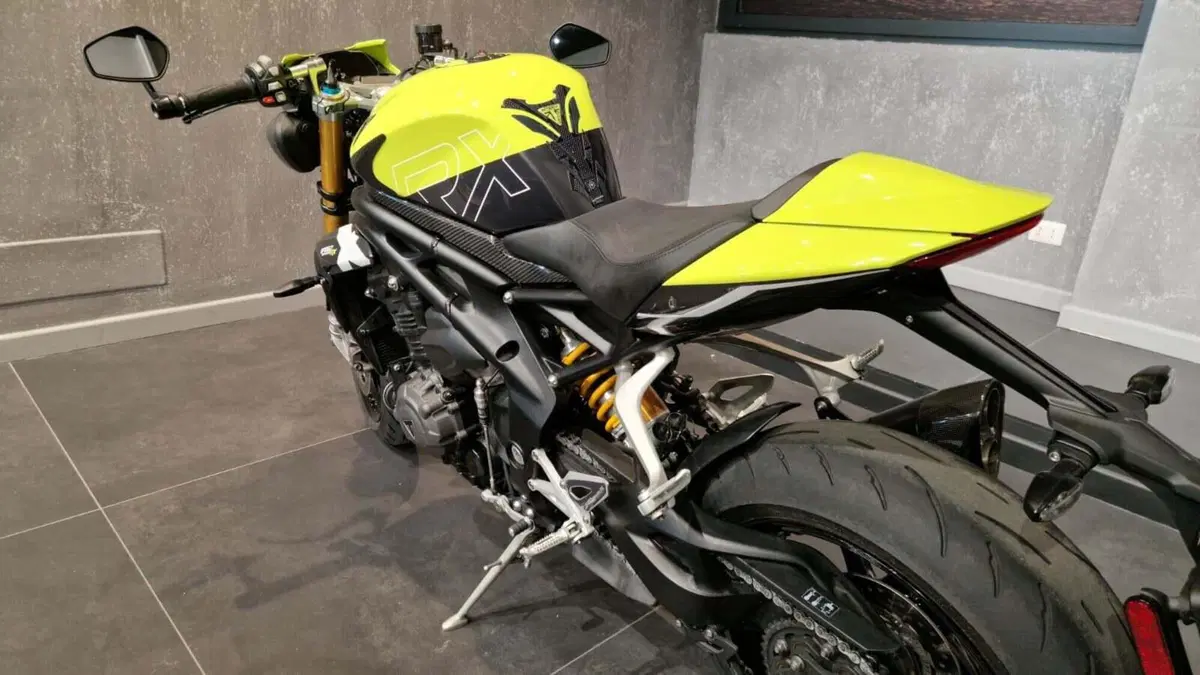 Triumph Speed Triple 1200 RX (2025 - 26) (3)