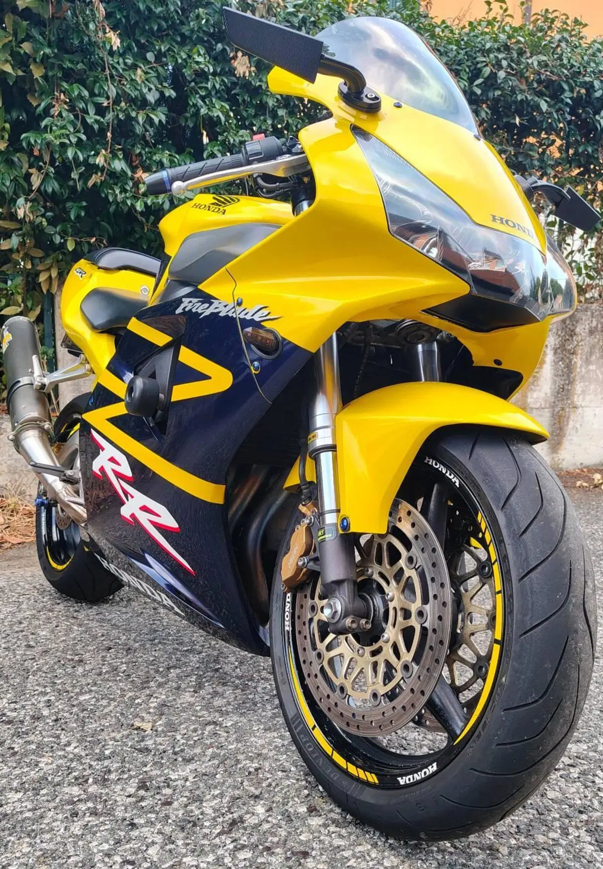 Honda CBR 900 RR Fireblade (2002 - 04) (7)