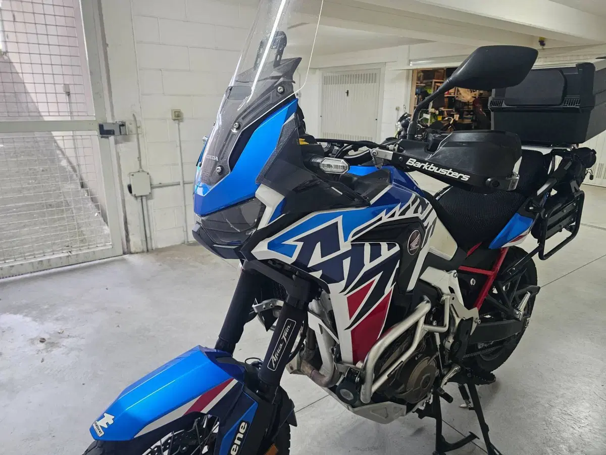 Honda Africa Twin CRF 1100L Urban (2022 - 23) (2)