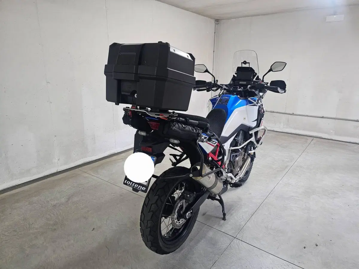 Honda Africa Twin CRF 1100L Urban (2022 - 23) (9)