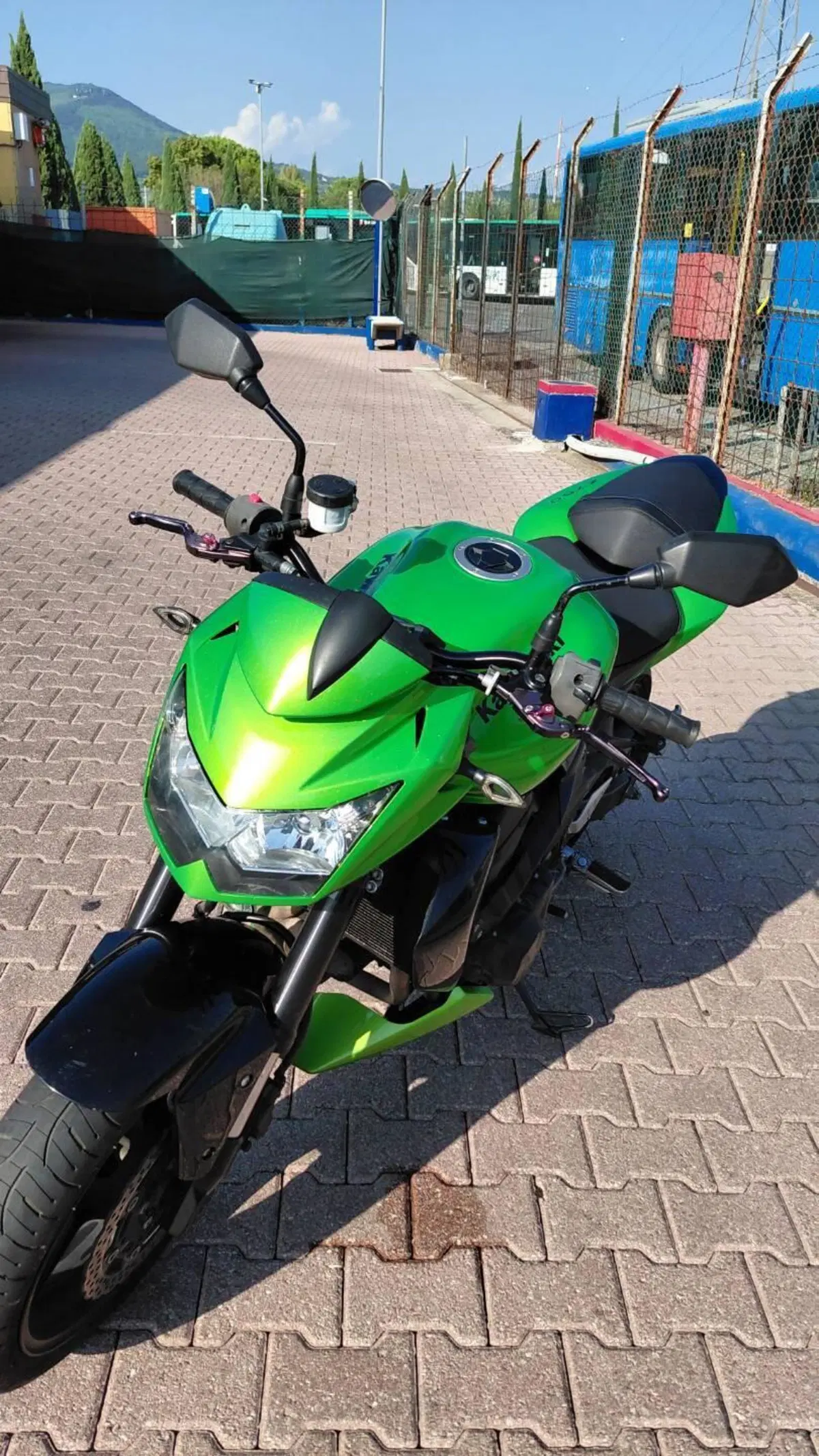 Kawasaki Z 750 (2007 - 14) (10)
