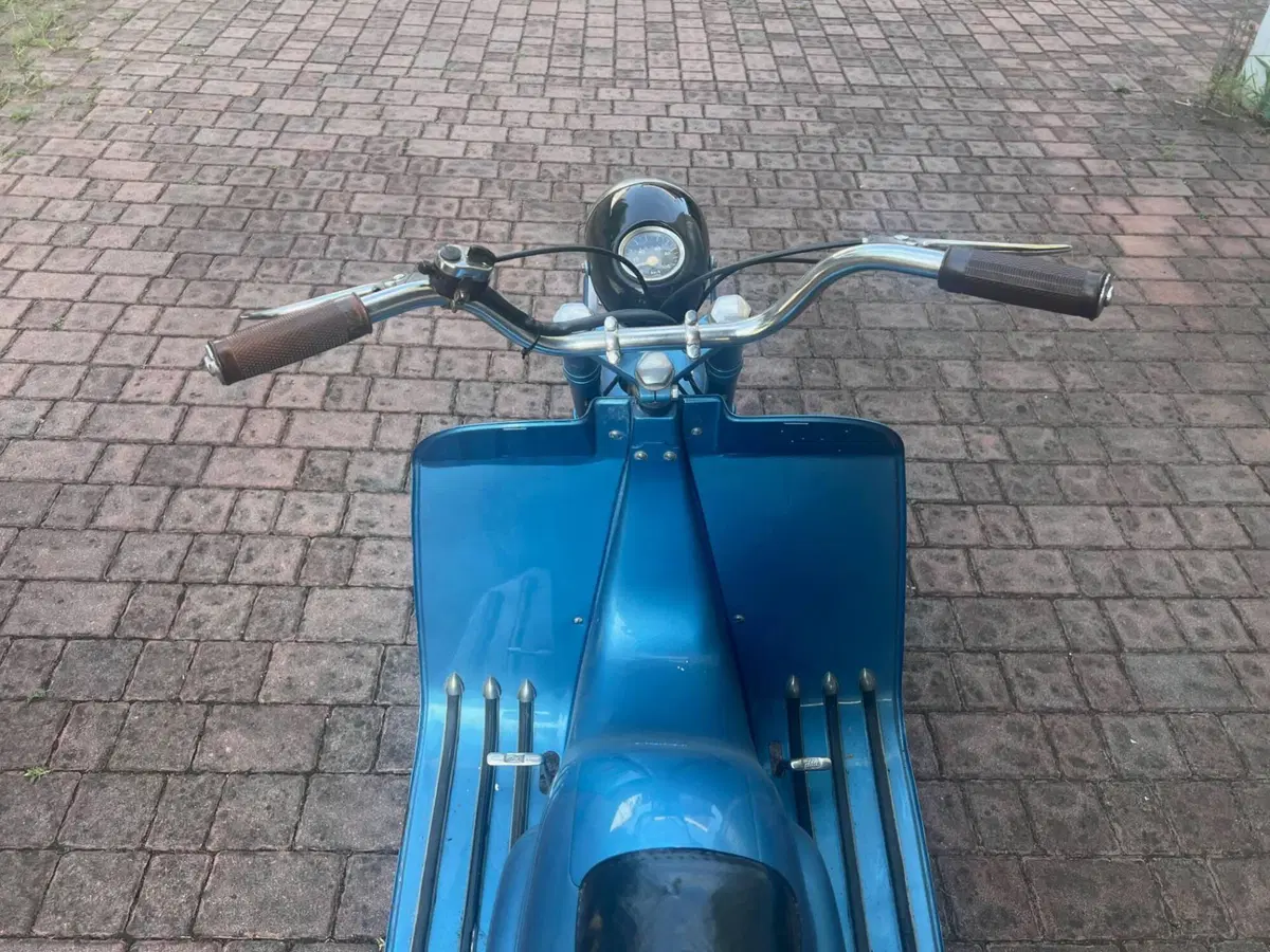 Isomoto Isoscooter 125 (8)