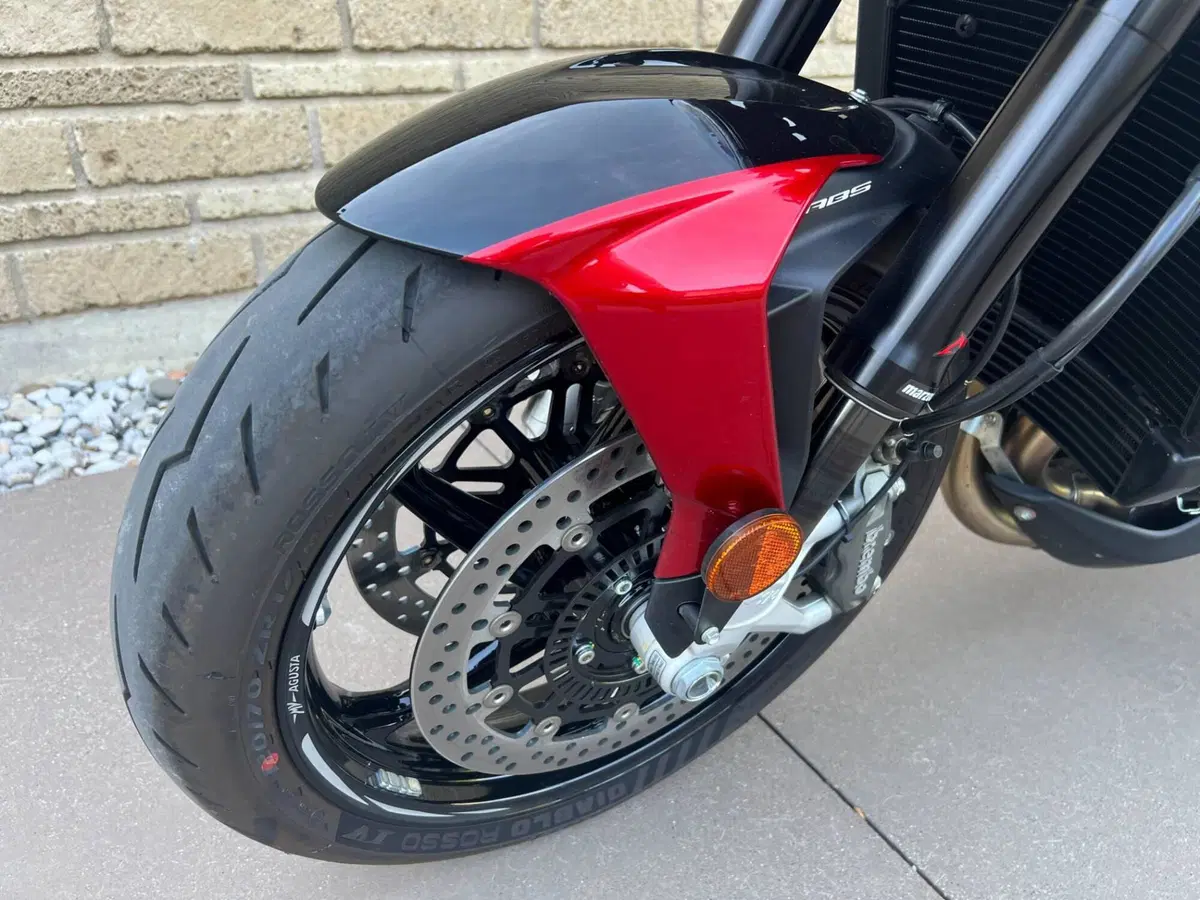MV Agusta Brutale 800 RR (2021 - 25) (11)