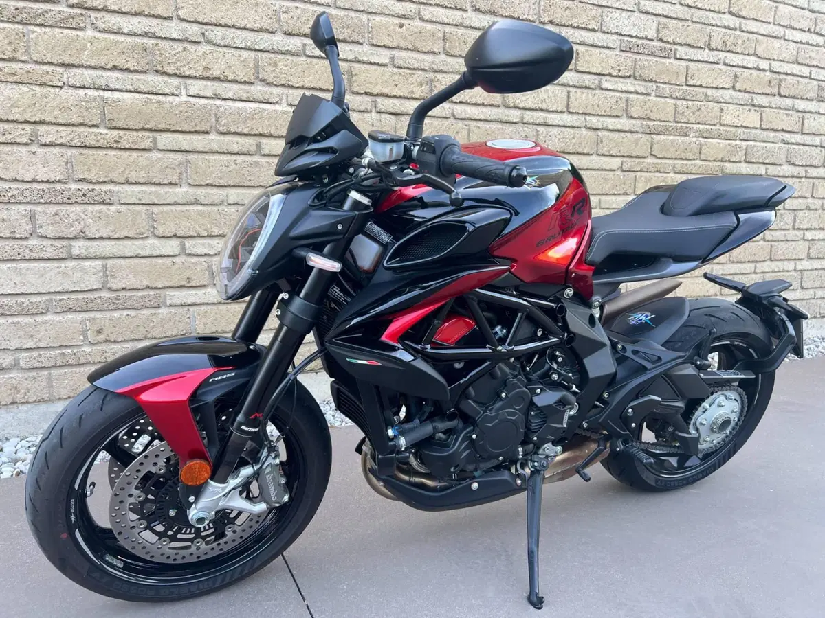 MV Agusta Brutale 800 RR (2021 - 25) (12)
