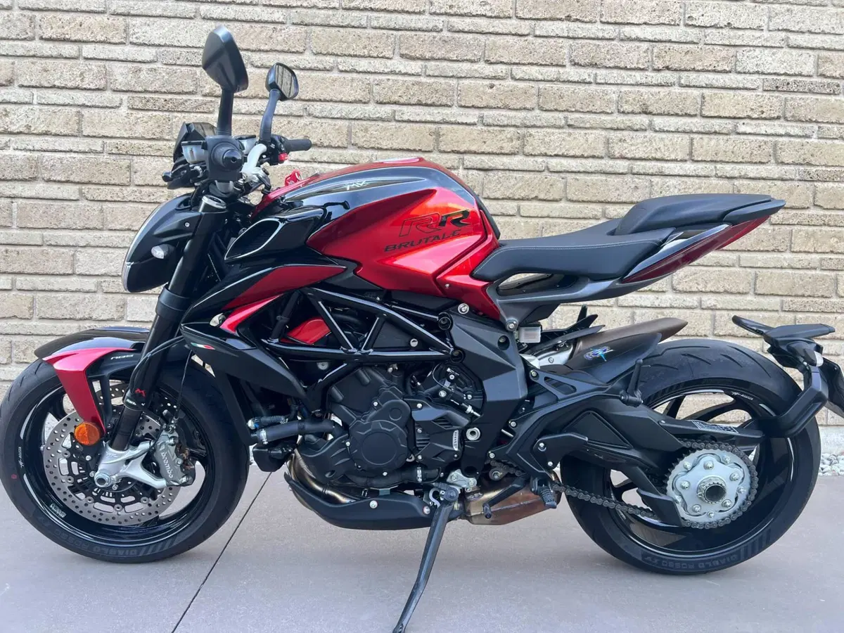 MV Agusta Brutale 800 RR (2021 - 25) (3)