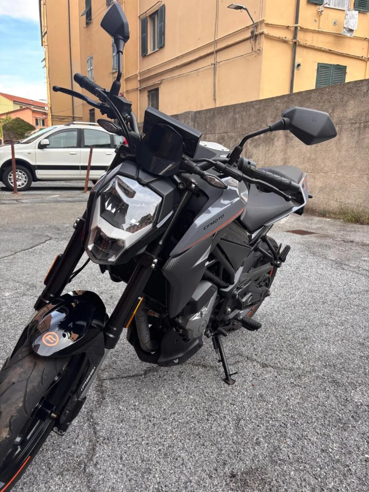 CFMOTO 300NK (2021 - 26) (3)