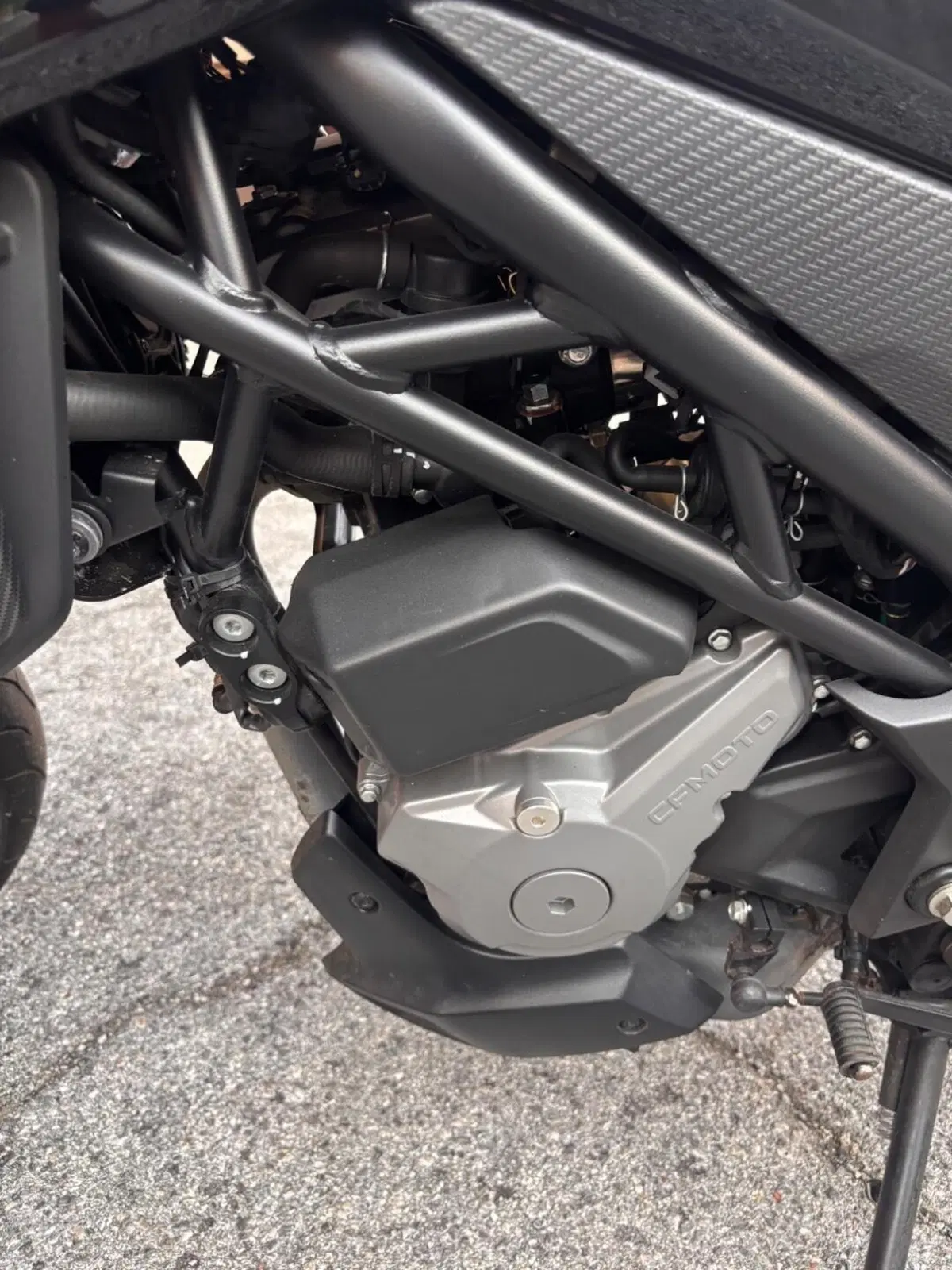 CFMOTO 300NK (2021 - 26) (12)