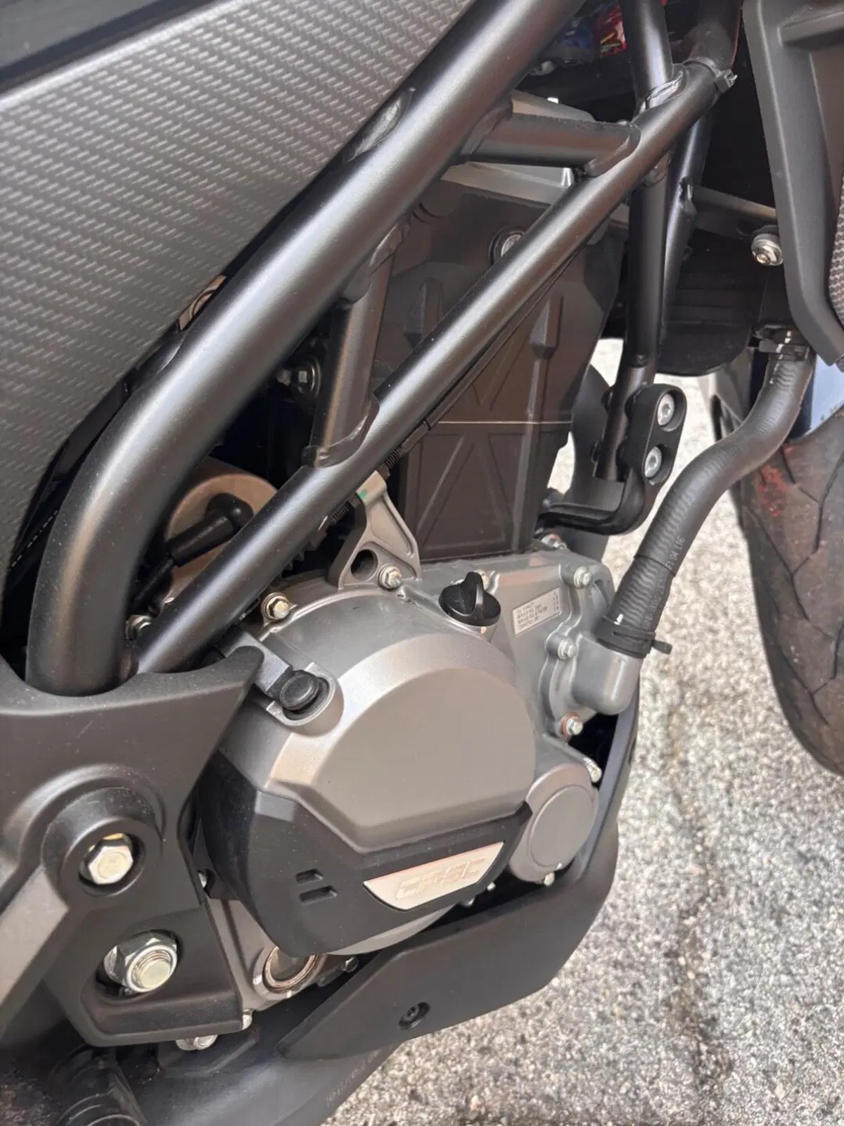 CFMOTO 300NK (2021 - 26) (14)