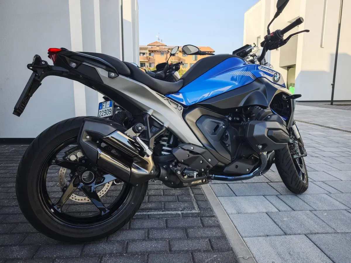 Bmw R 1300 R (2026 - 27) (3)