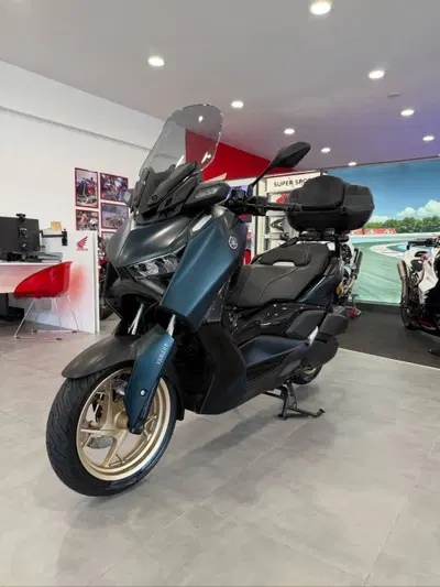 Yamaha X-Max 300 Tech Max (2021 - 24) usata