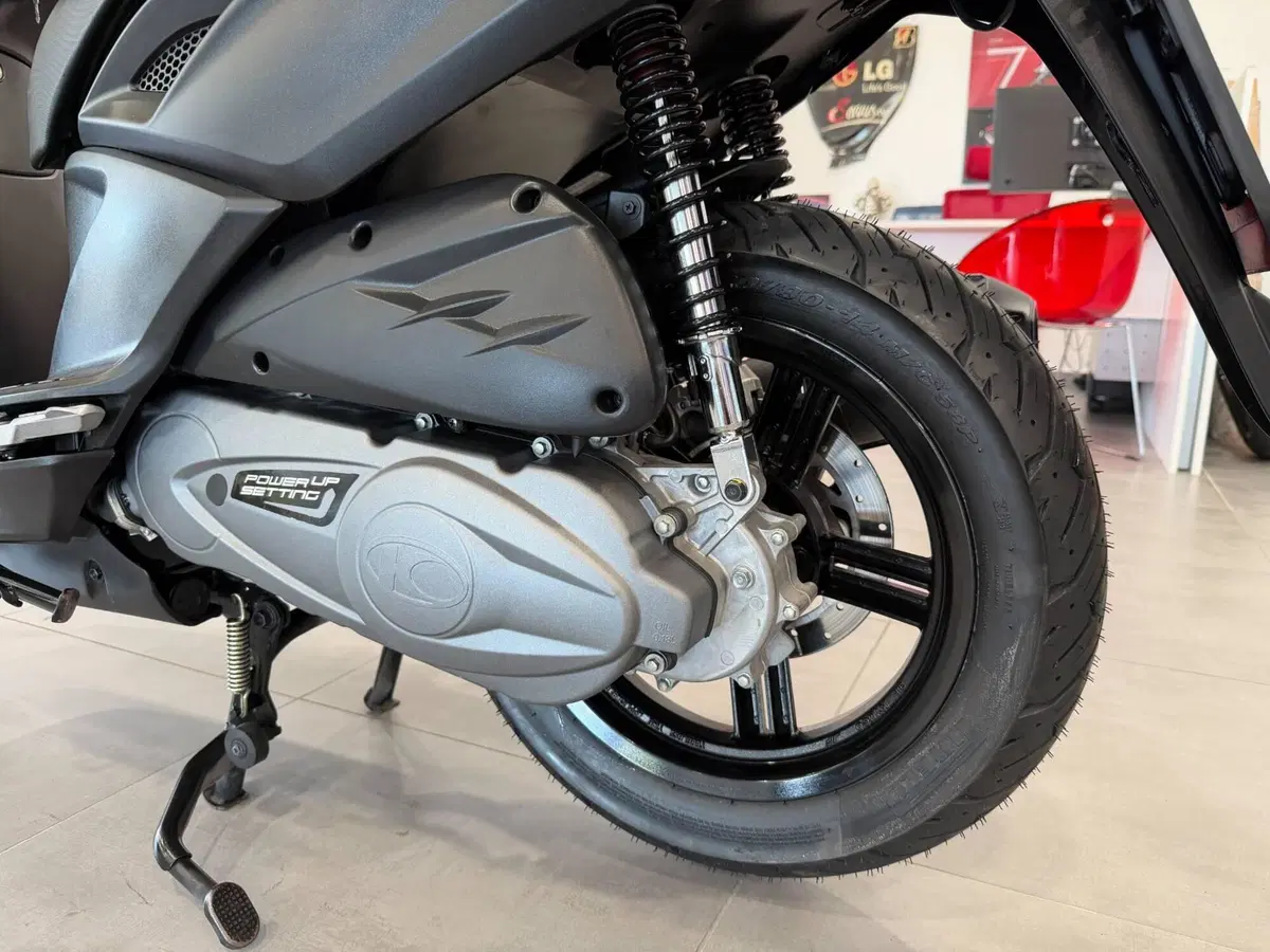 Kymco Agility 125 R16 Power Up (2021 - 26) (12)