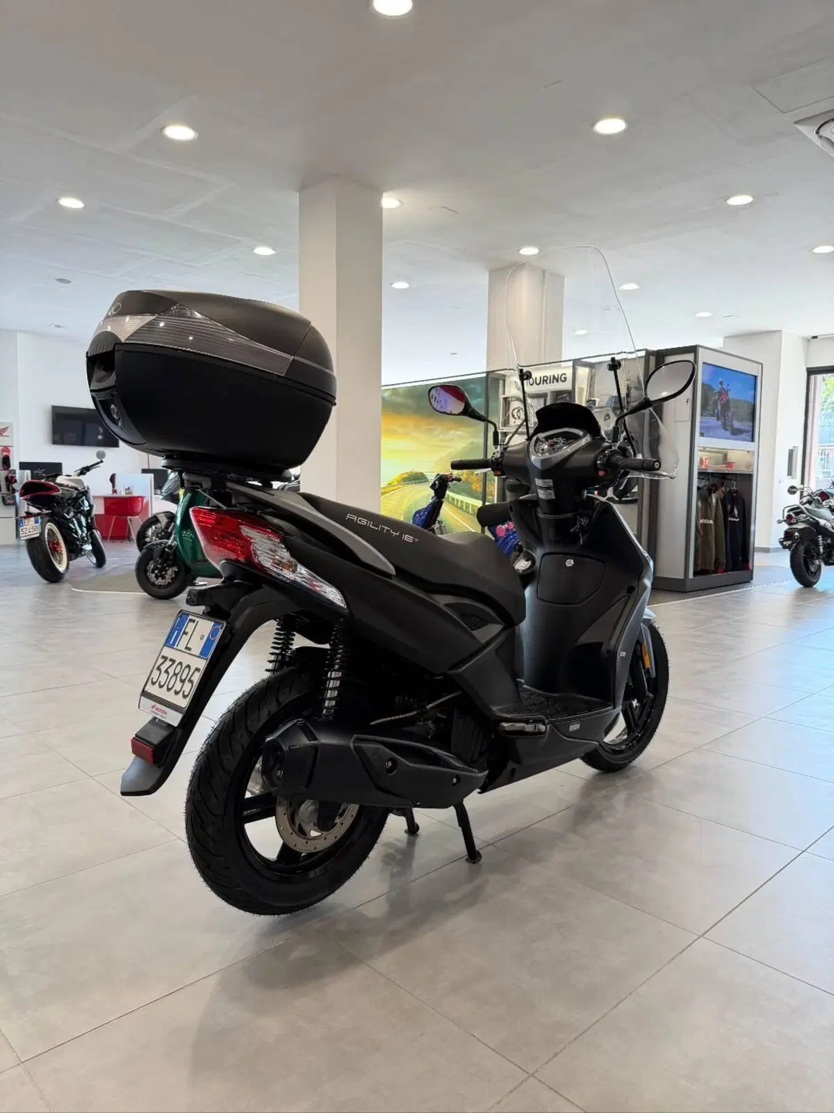 Kymco Agility 125 R16 Power Up (2021 - 26) (8)