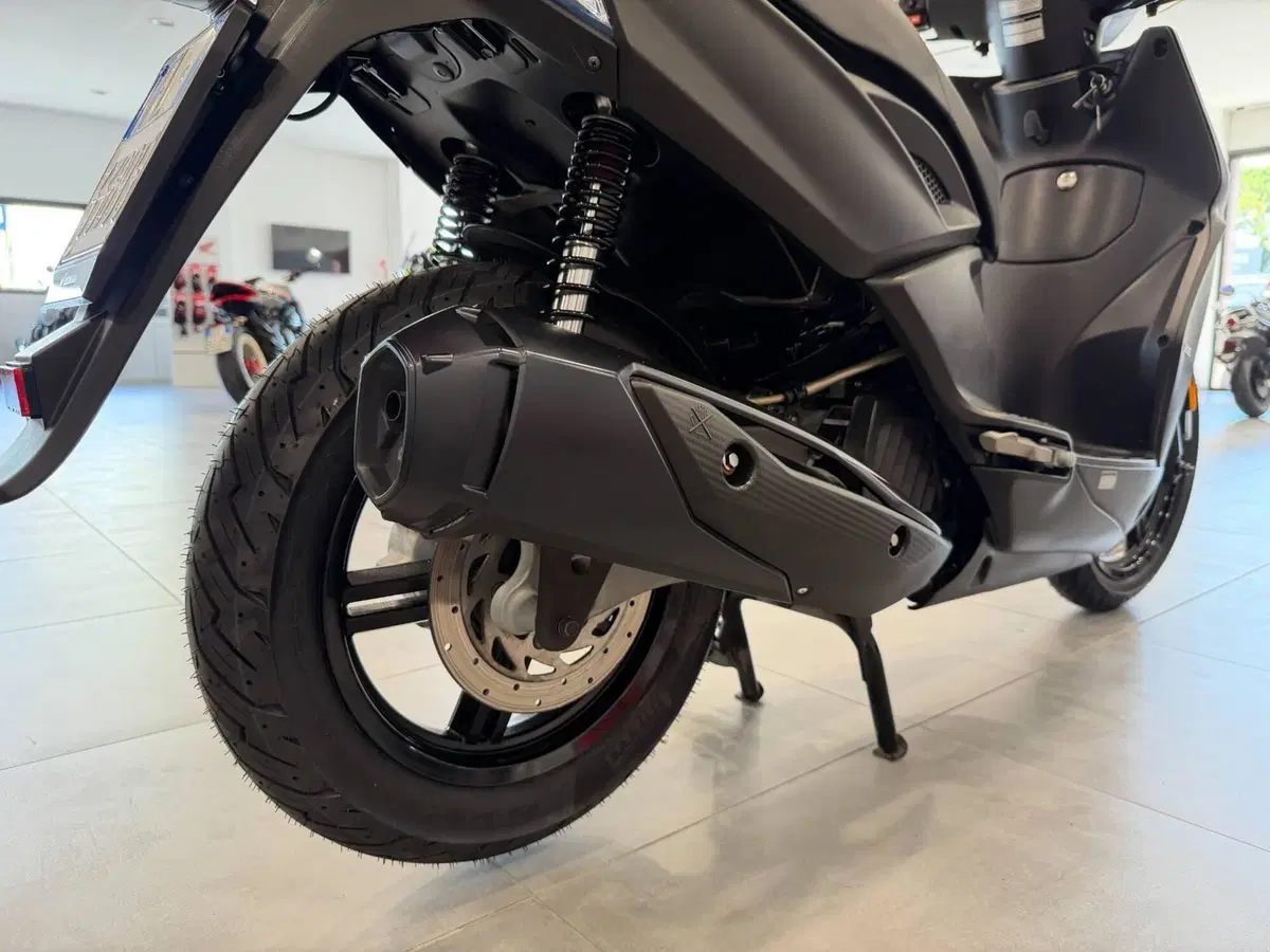 Kymco Agility 125 R16 Power Up (2021 - 26) (13)