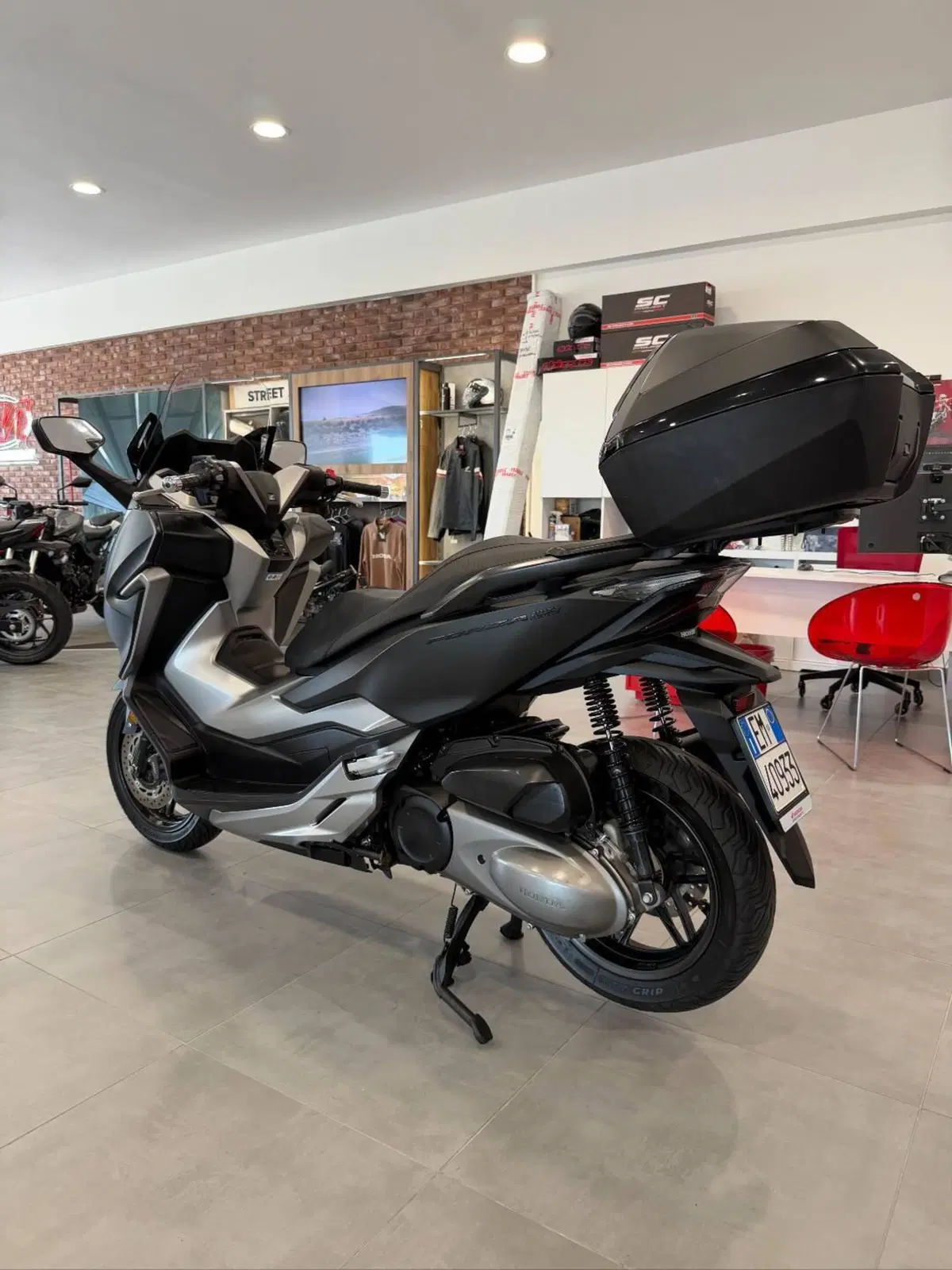 Honda Forza 300 Deluxe ABS (2018 - 20) (4)