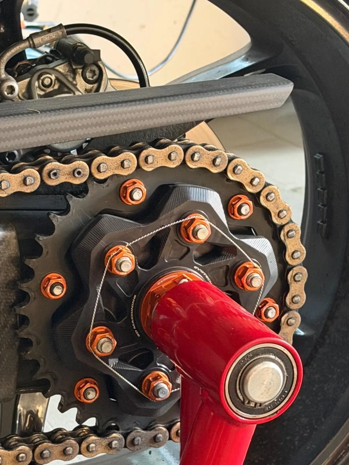 KTM 1290 Super Duke R (2021) (4)