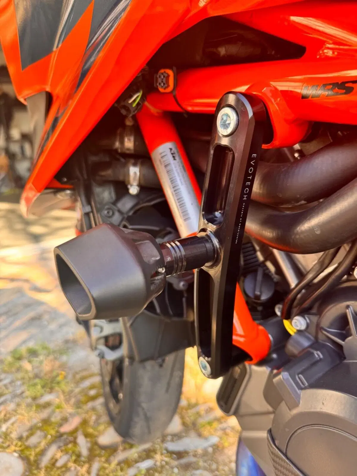 KTM 1290 Super Duke R (2021) (10)