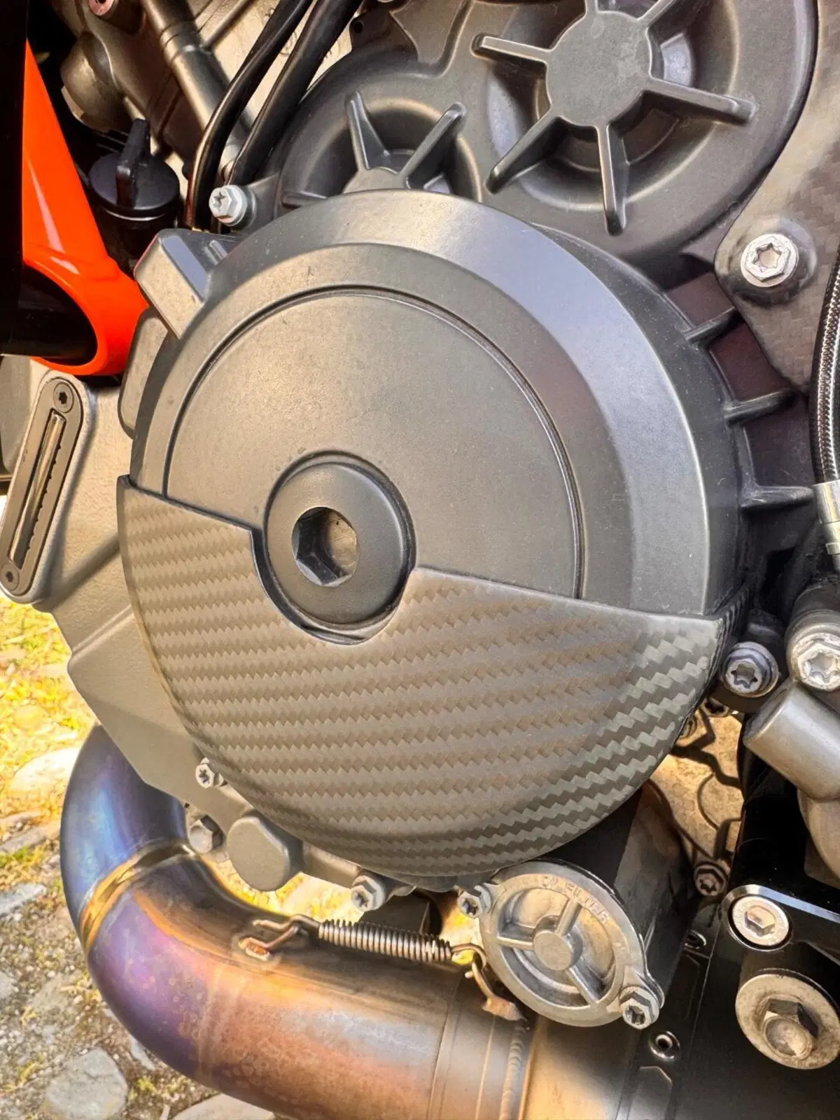 KTM 1290 Super Duke R (2021) (11)