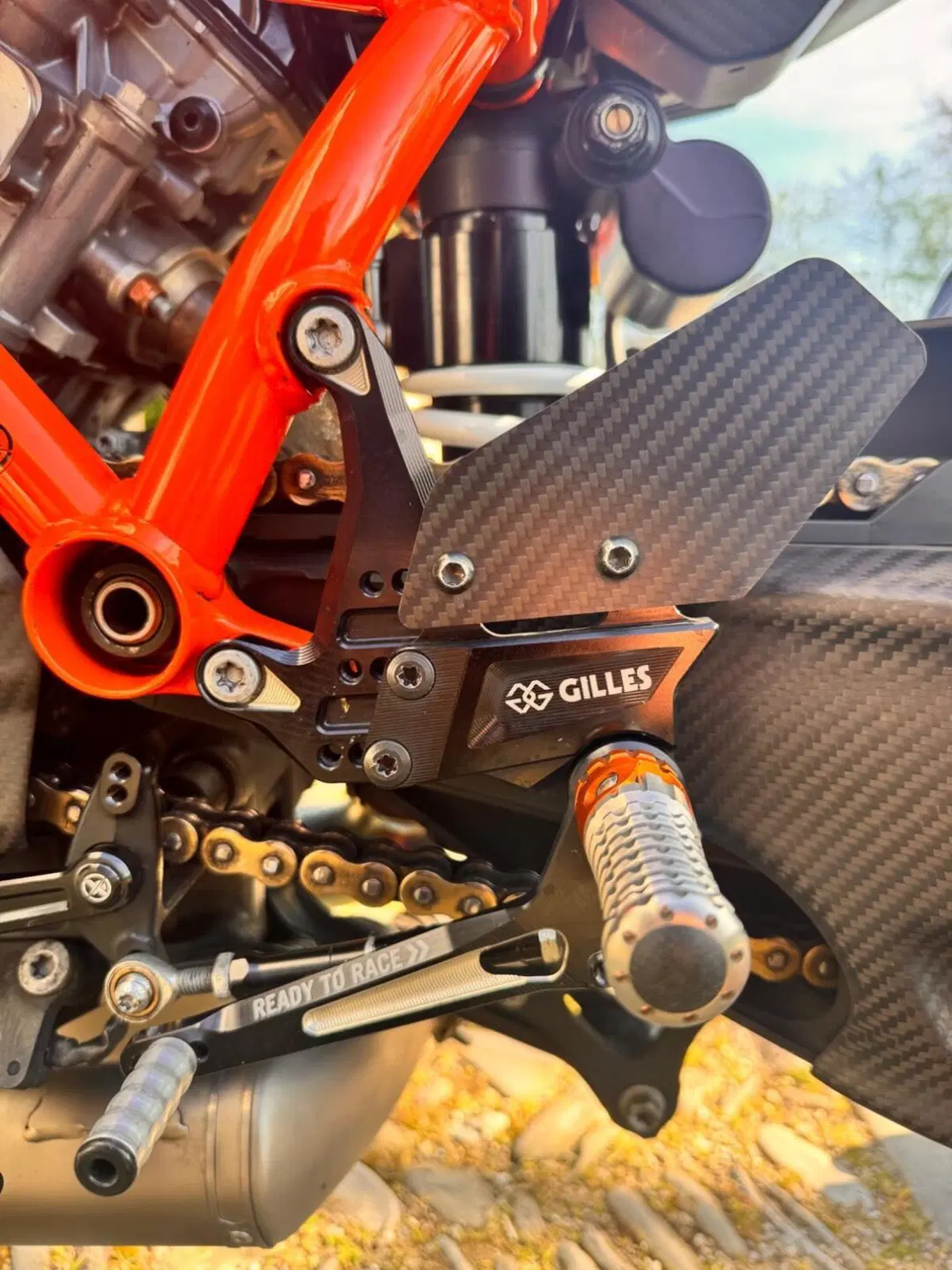 KTM 1290 Super Duke R (2021) (14)