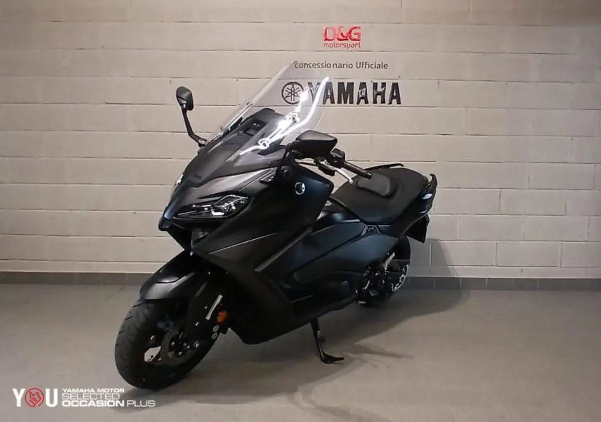 Yamaha T-Max 560 (2022 - 24) (8)