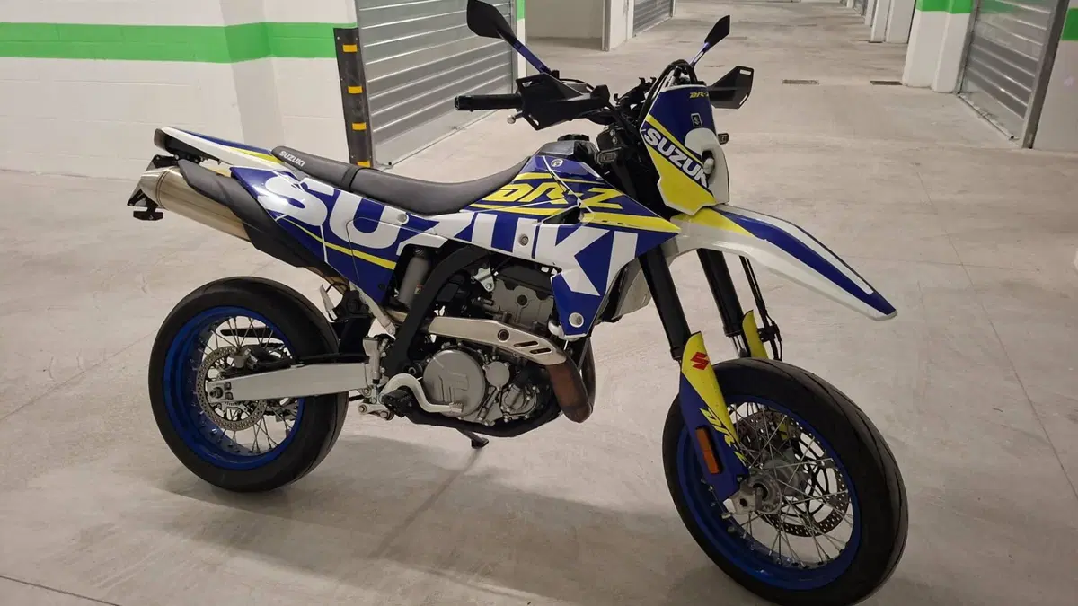 Suzuki DR-Z4SM (2025 - 26) (2)