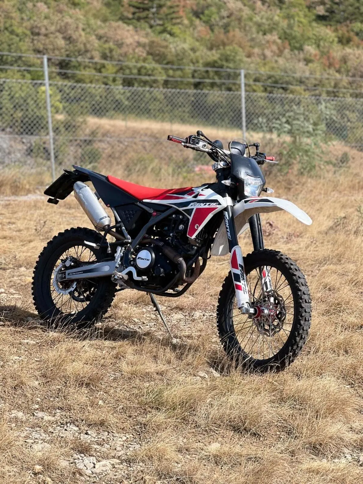Fantic Motor XEF 125 Performance 4T (2022)