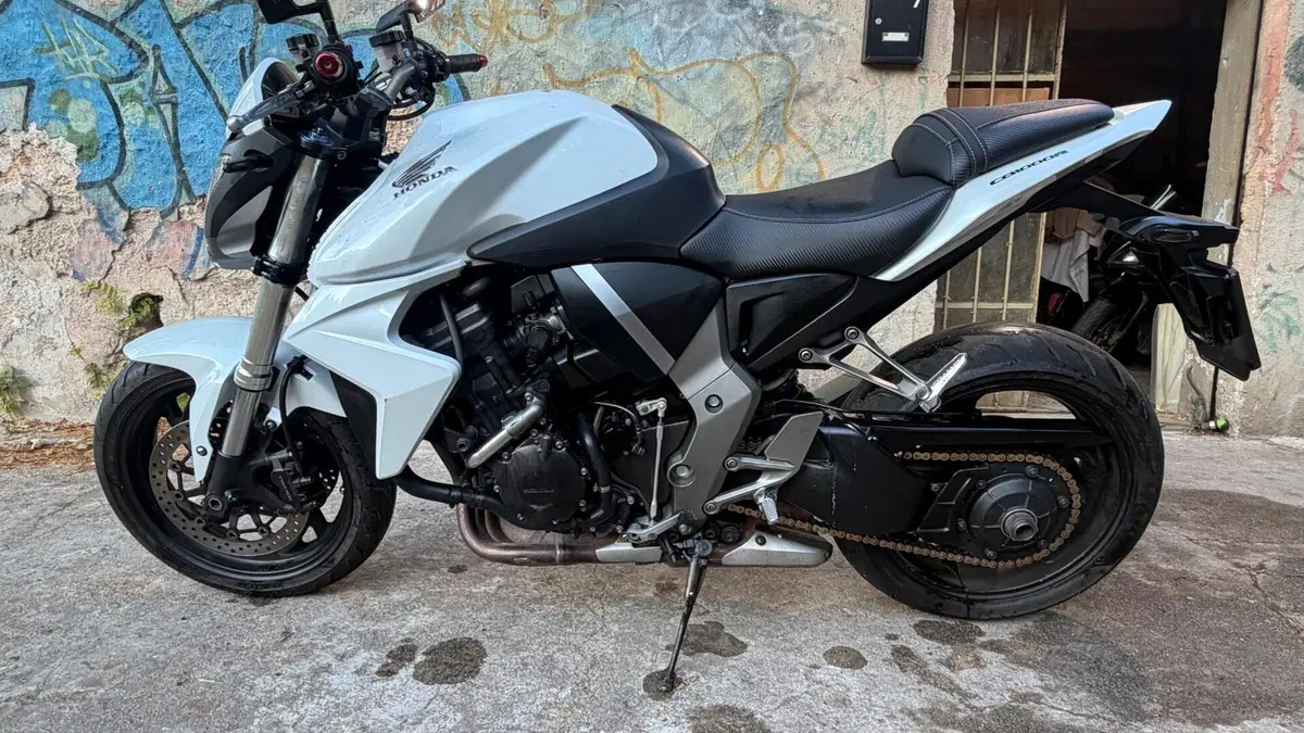 Honda CB 1000 R (2008 - 10) (2)