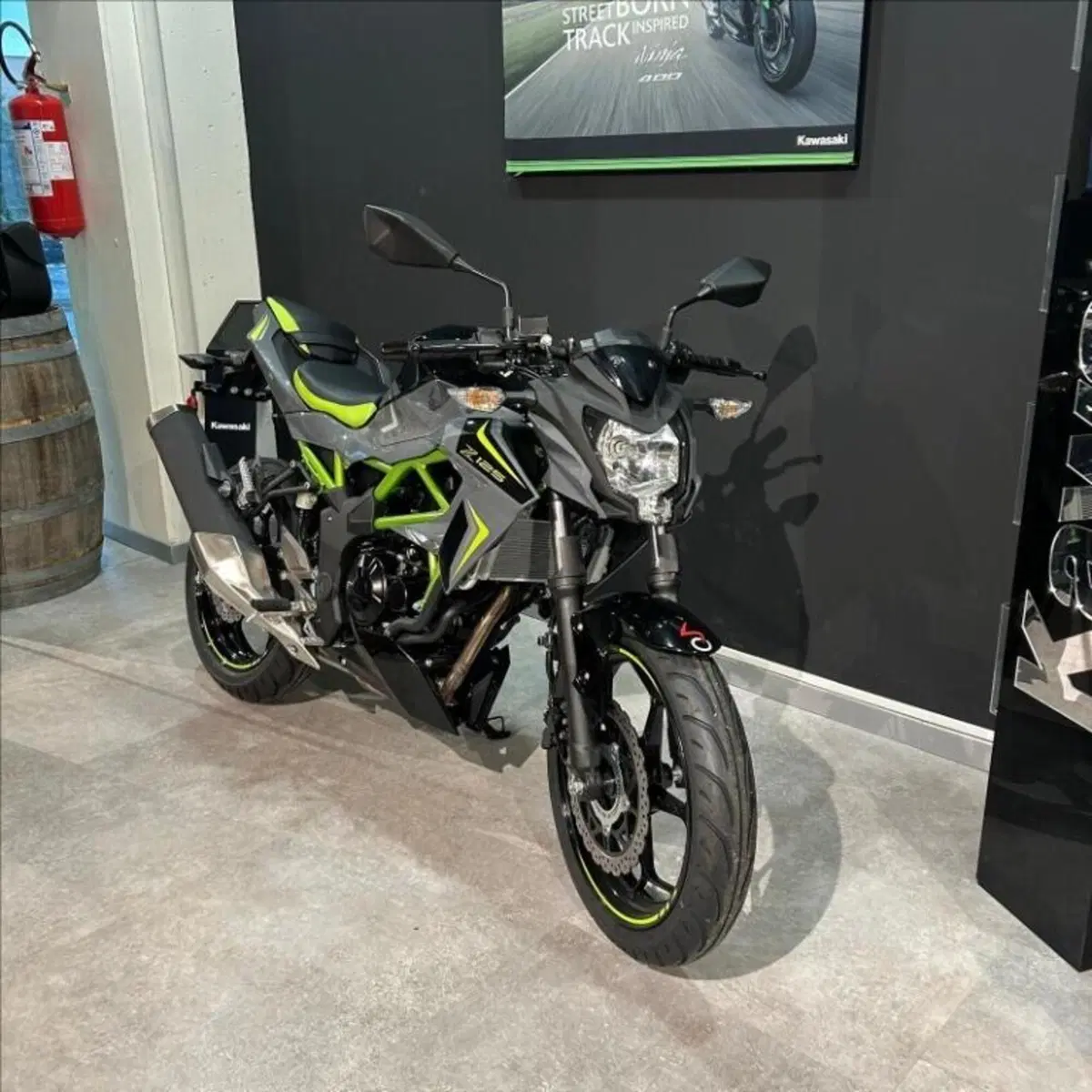 Kawasaki Z 125 (2025 - 26) (3)