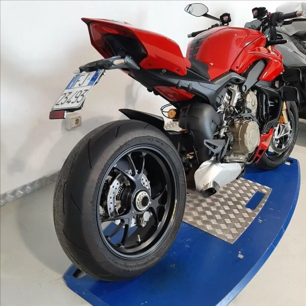 Ducati Streetfighter V4 S (2023 - 24) (6)
