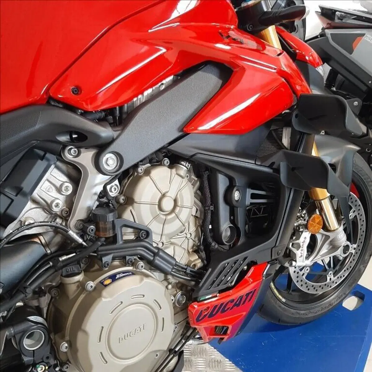 Ducati Streetfighter V4 S (2023 - 24) (11)