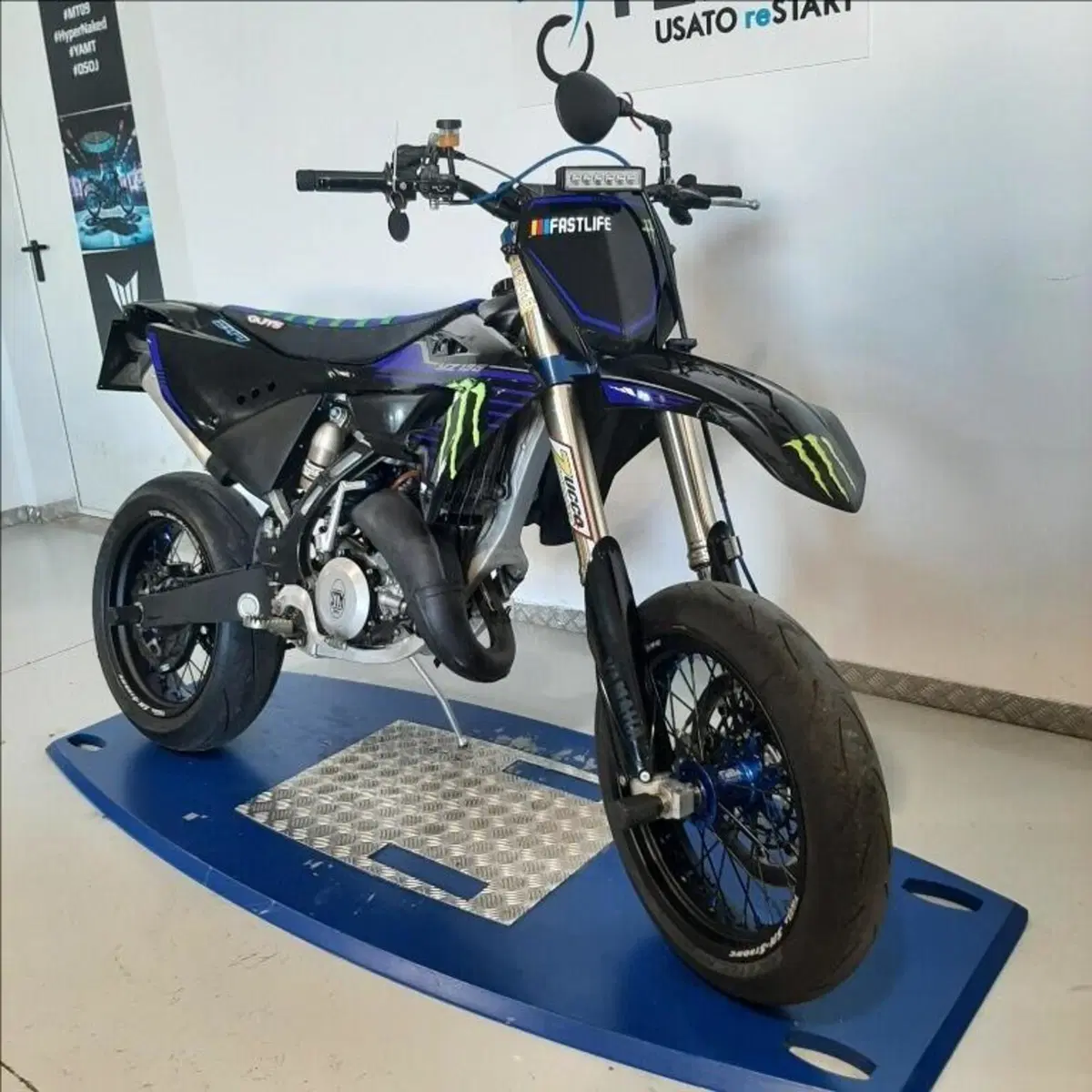 Yamaha YZ 125 Monster Energy (2023) (2)