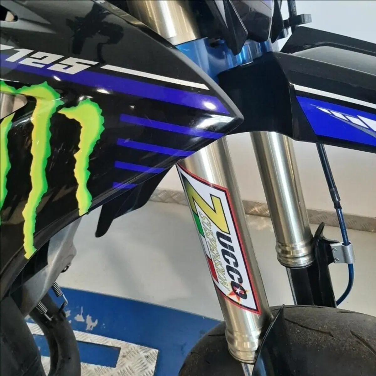 Yamaha YZ 125 Monster Energy (2023) (12)