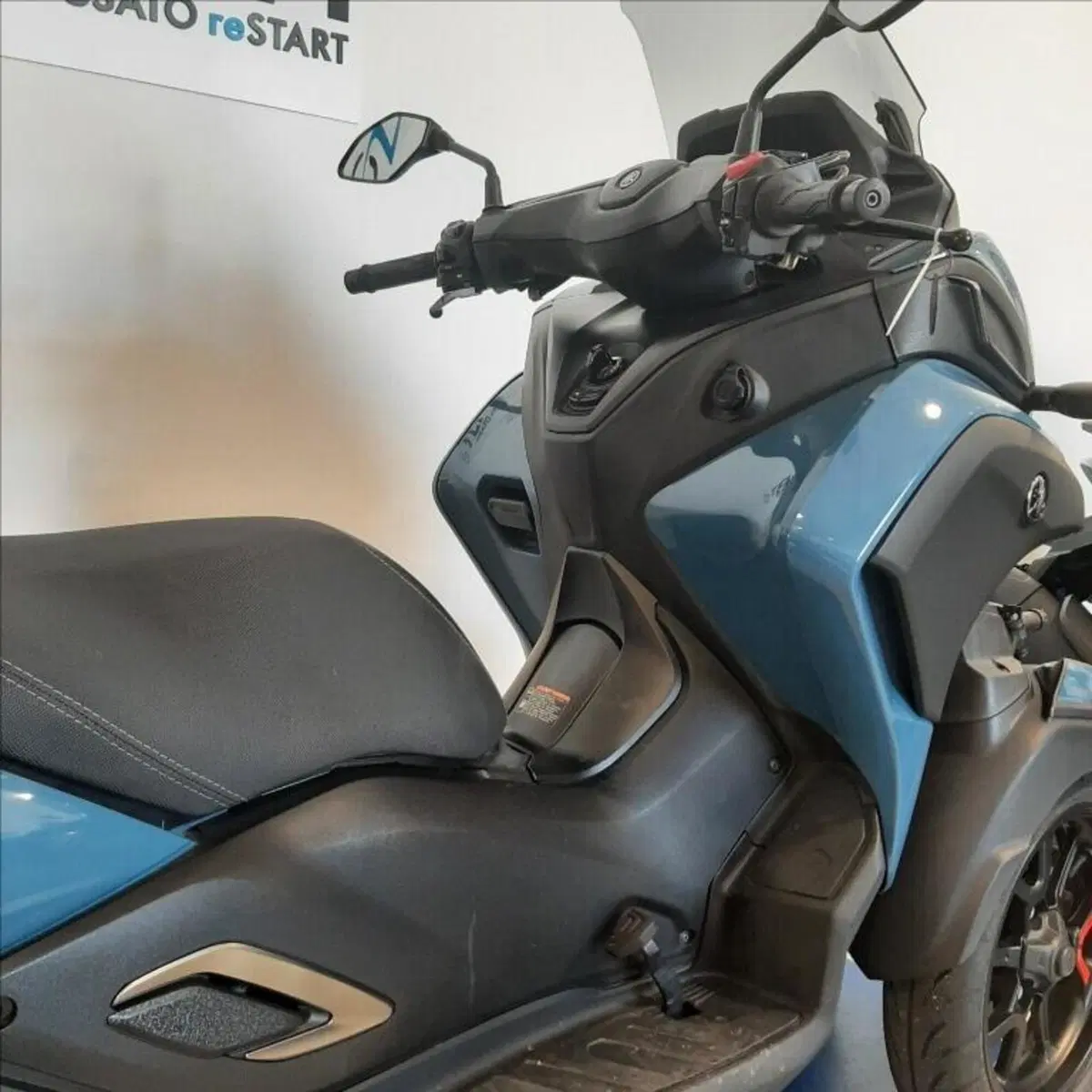 Yamaha Tricity 300 (2021 - 24) (9)