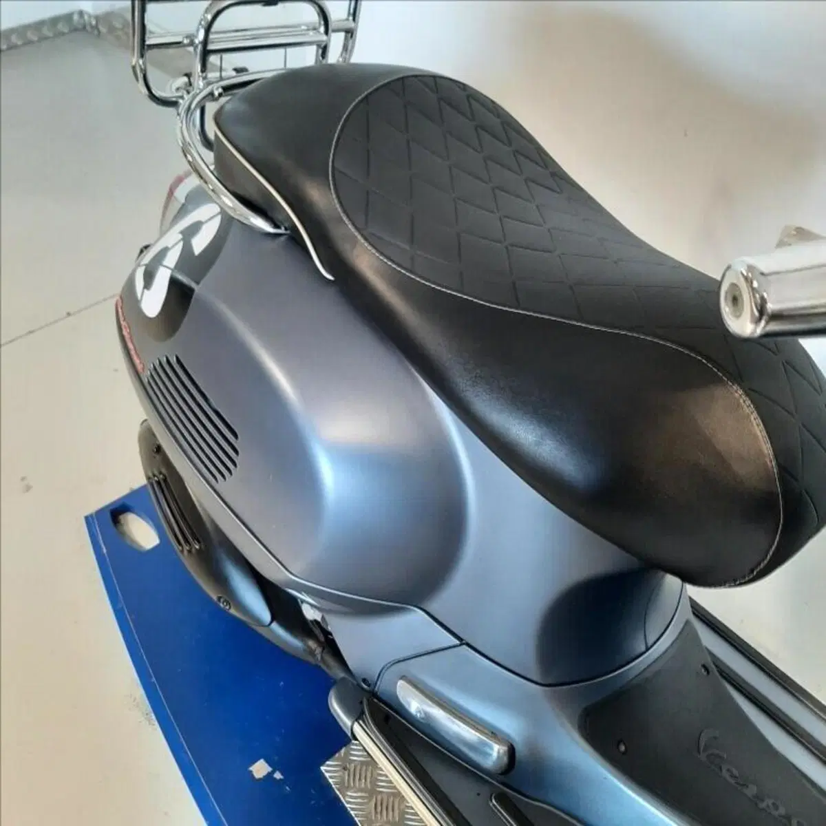 Vespa Sei Giorni 300 Hpe (2019) (9)