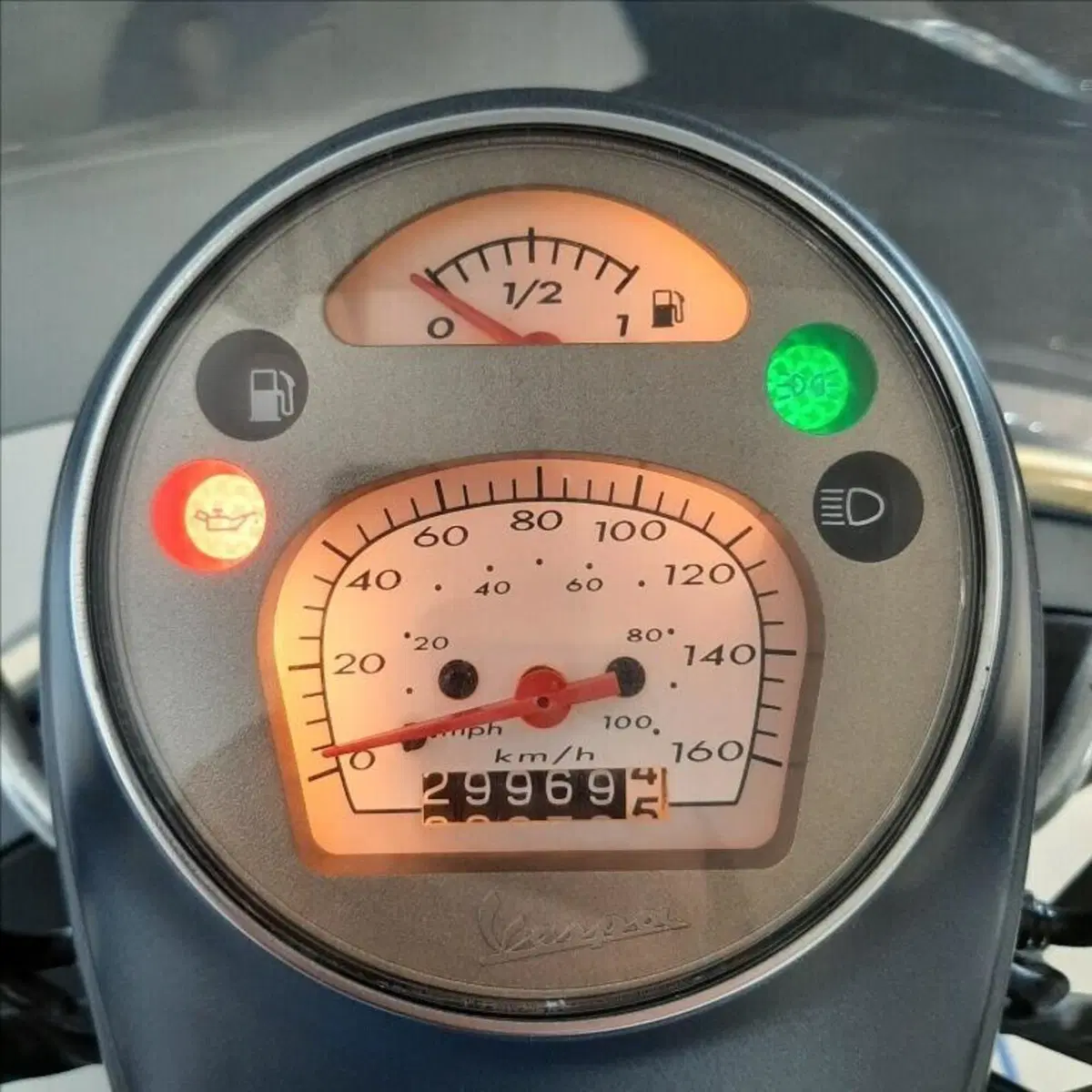 Vespa Sei Giorni 300 Hpe (2019) (12)