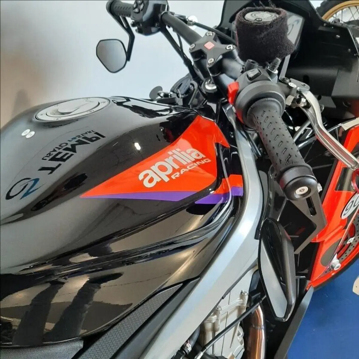Aprilia Tuono 660 Factory (2022 - 24) (11)