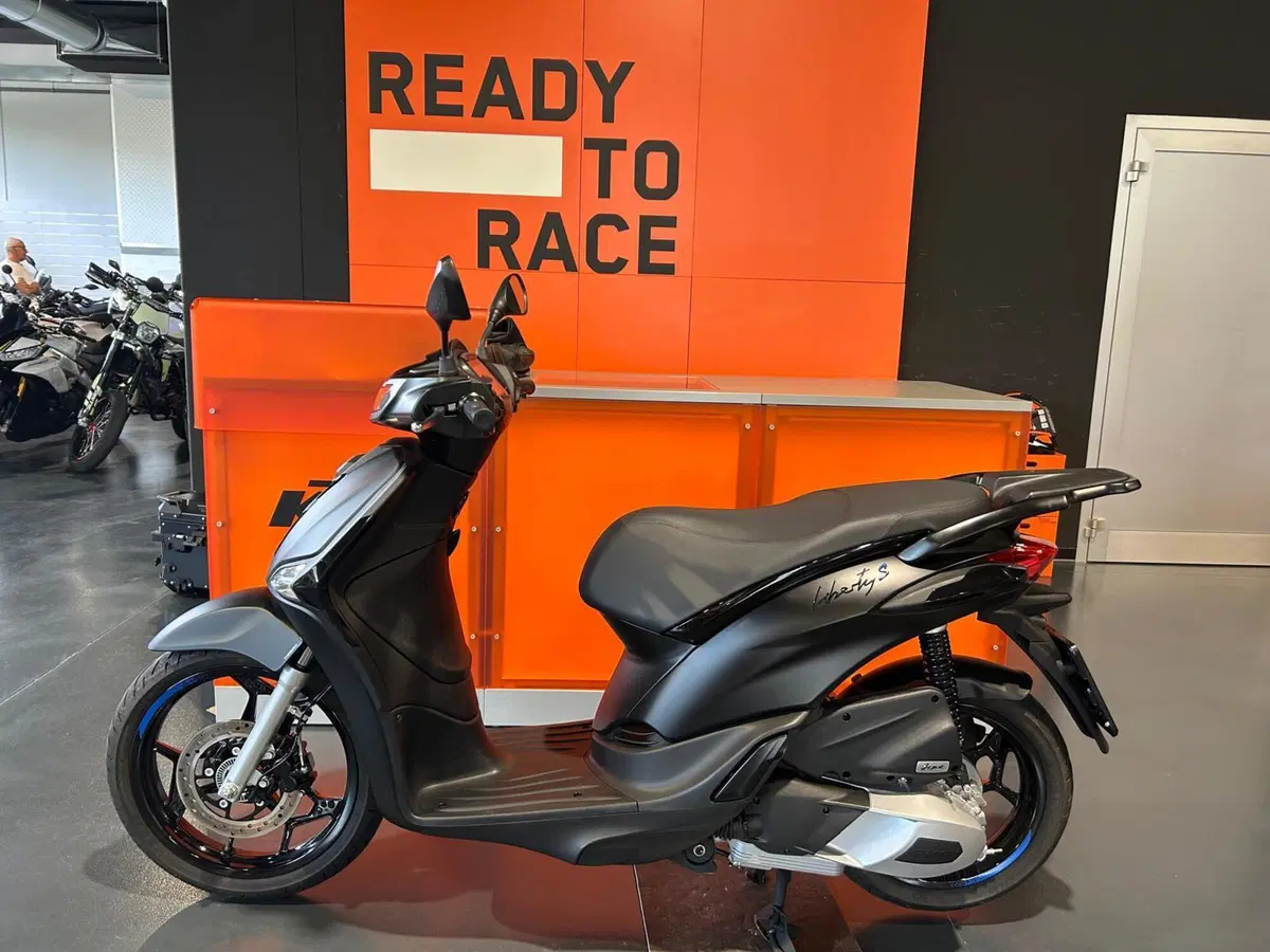 Piaggio Liberty 150 S (2025 - 26) (2)