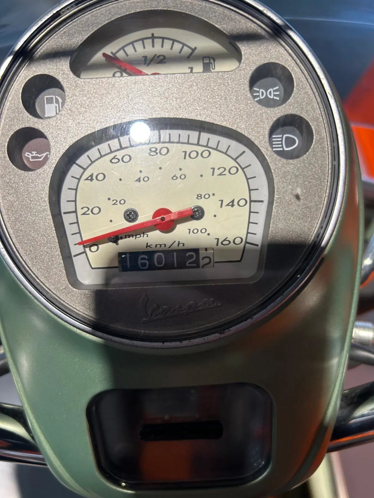Vespa Sei Giorni 300 (2017 - 19) (4)