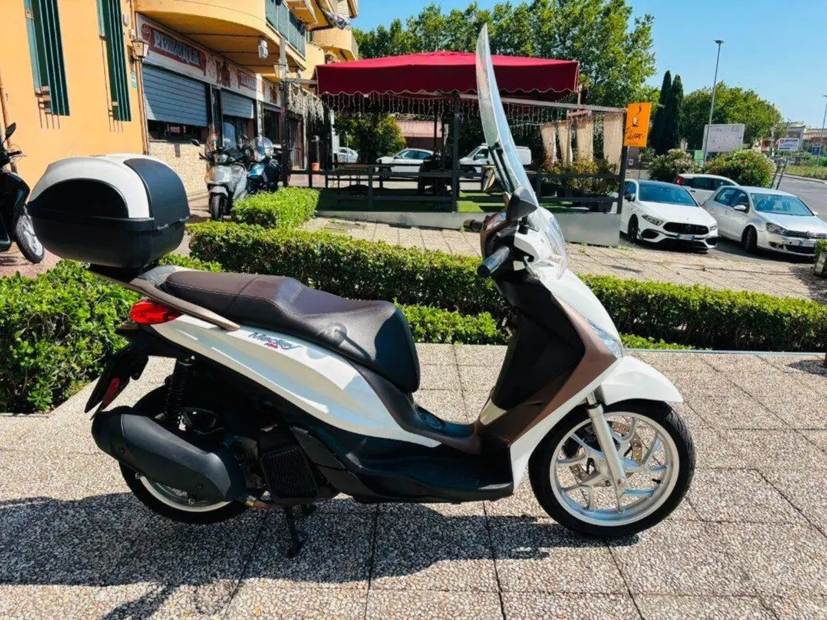 Piaggio Medley 150 (2020) (7)