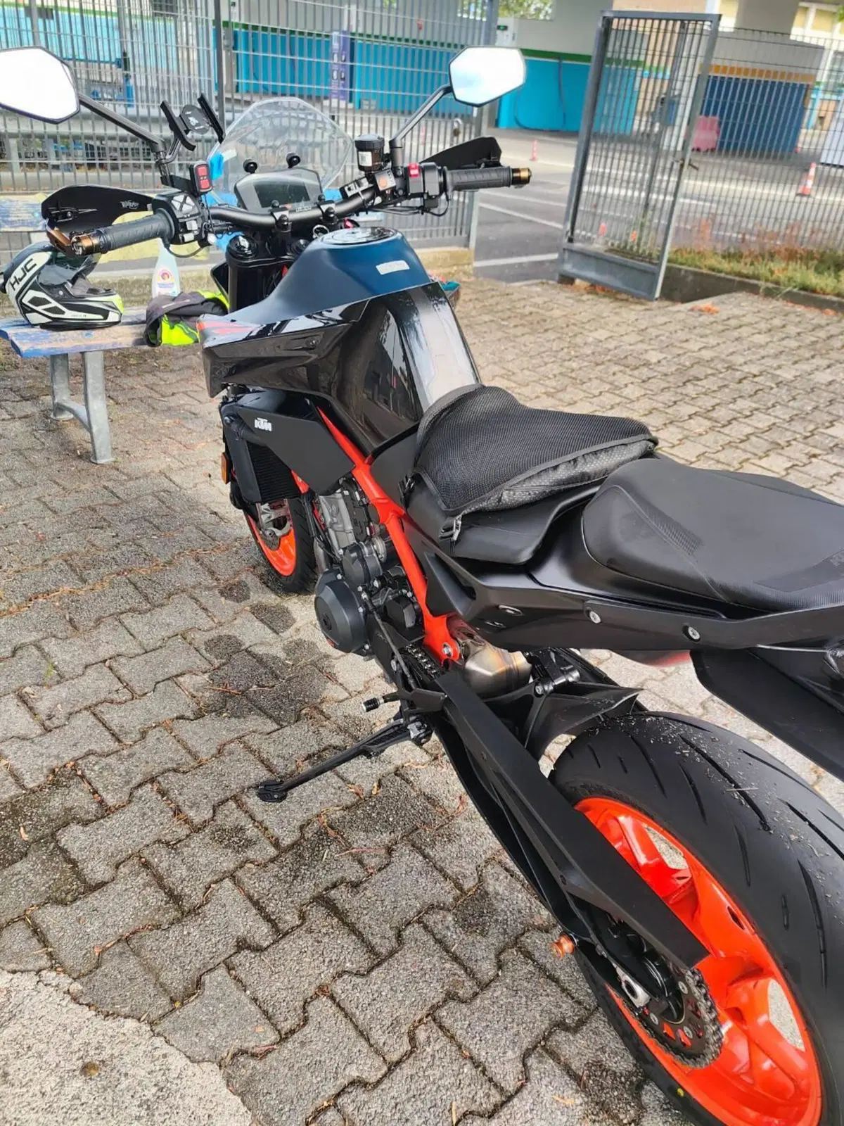 KTM 890 Duke R (2022 - 23) (6)