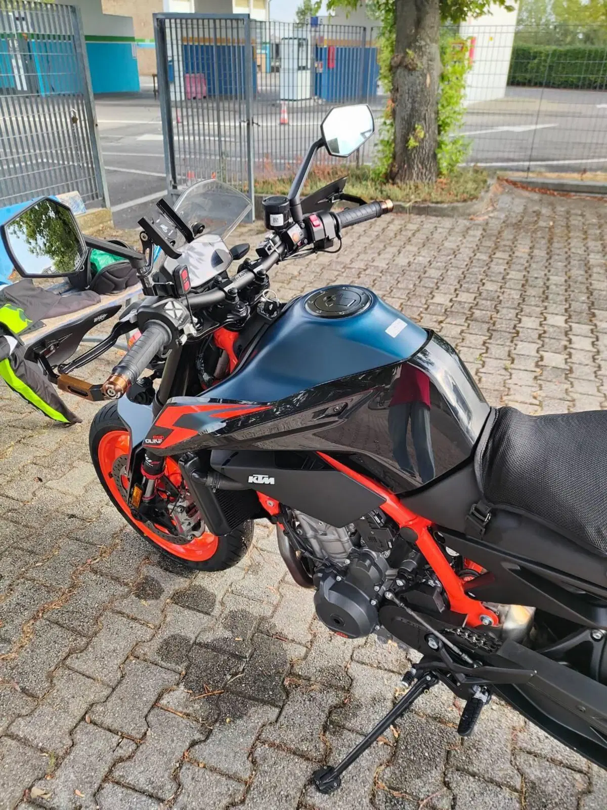 KTM 890 Duke R (2022 - 23) (7)