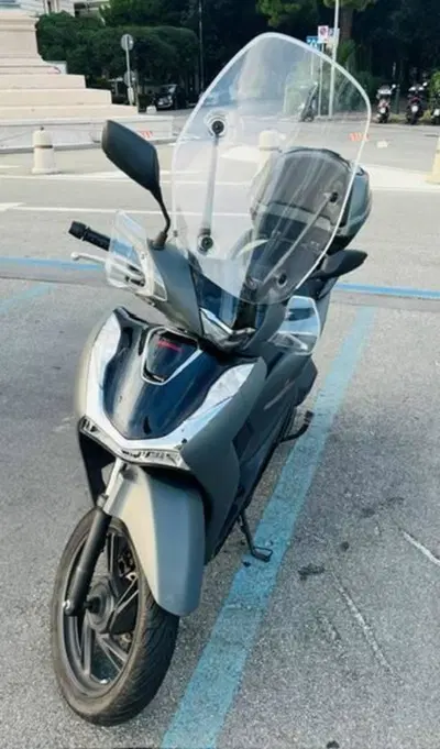 Honda SH 150i Sport (2022 - 23) usata