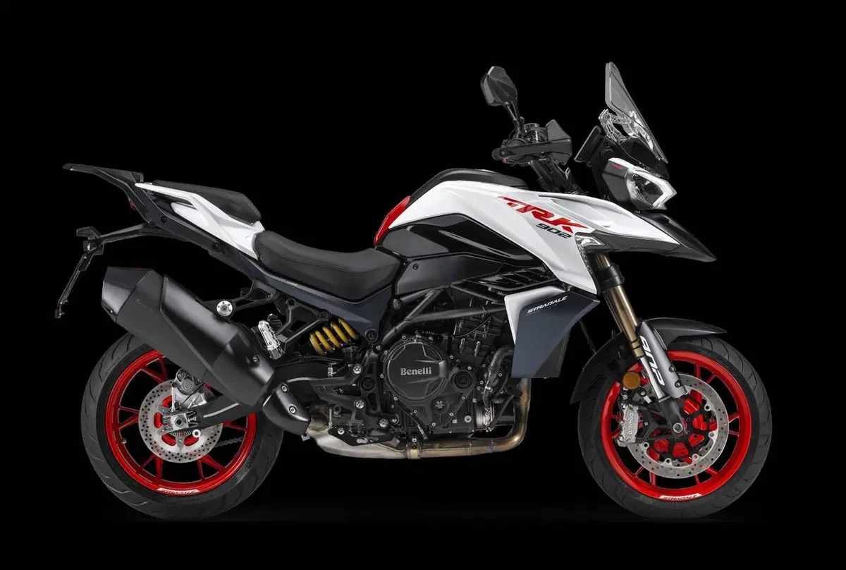 Benelli TRK 902 Stradale (2026) (4)