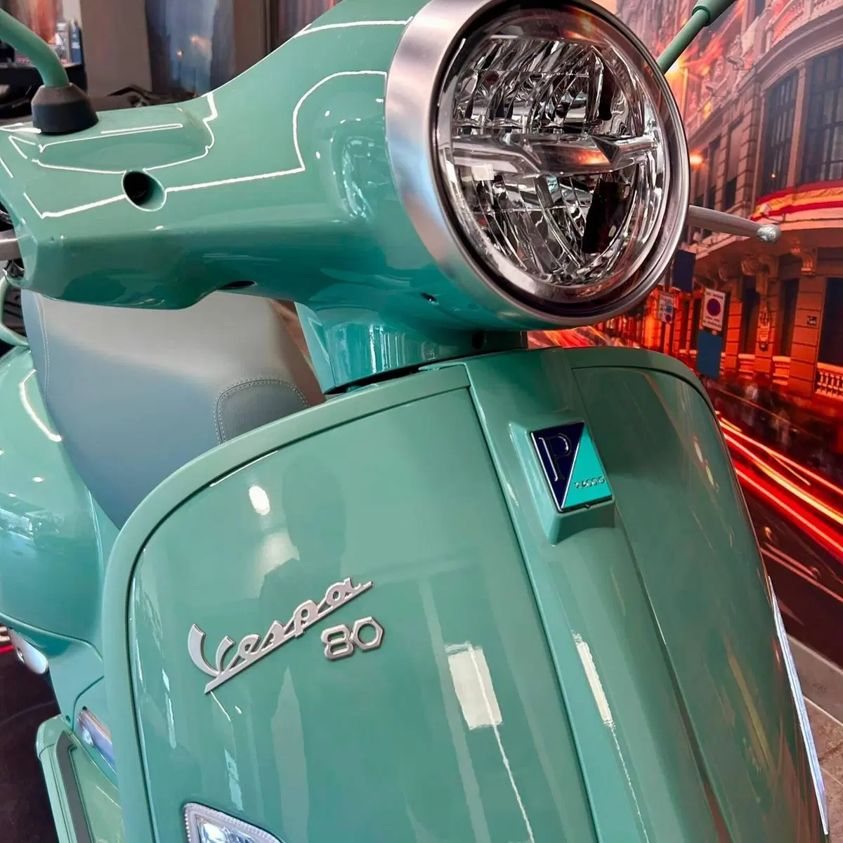 Vespa GTS 310 80th (2026) (3)